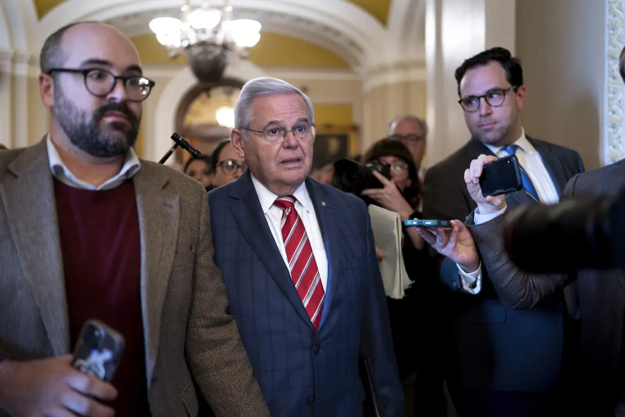 Menendez tells Senate colleagues he won't resign, remains defiant amid bribery charges