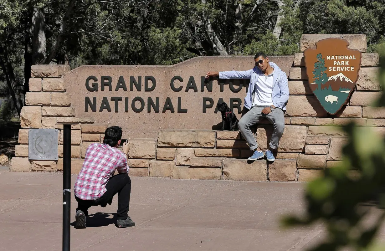 Utah and Arizona will pay to keep national parks open if federal government shutdown occurs