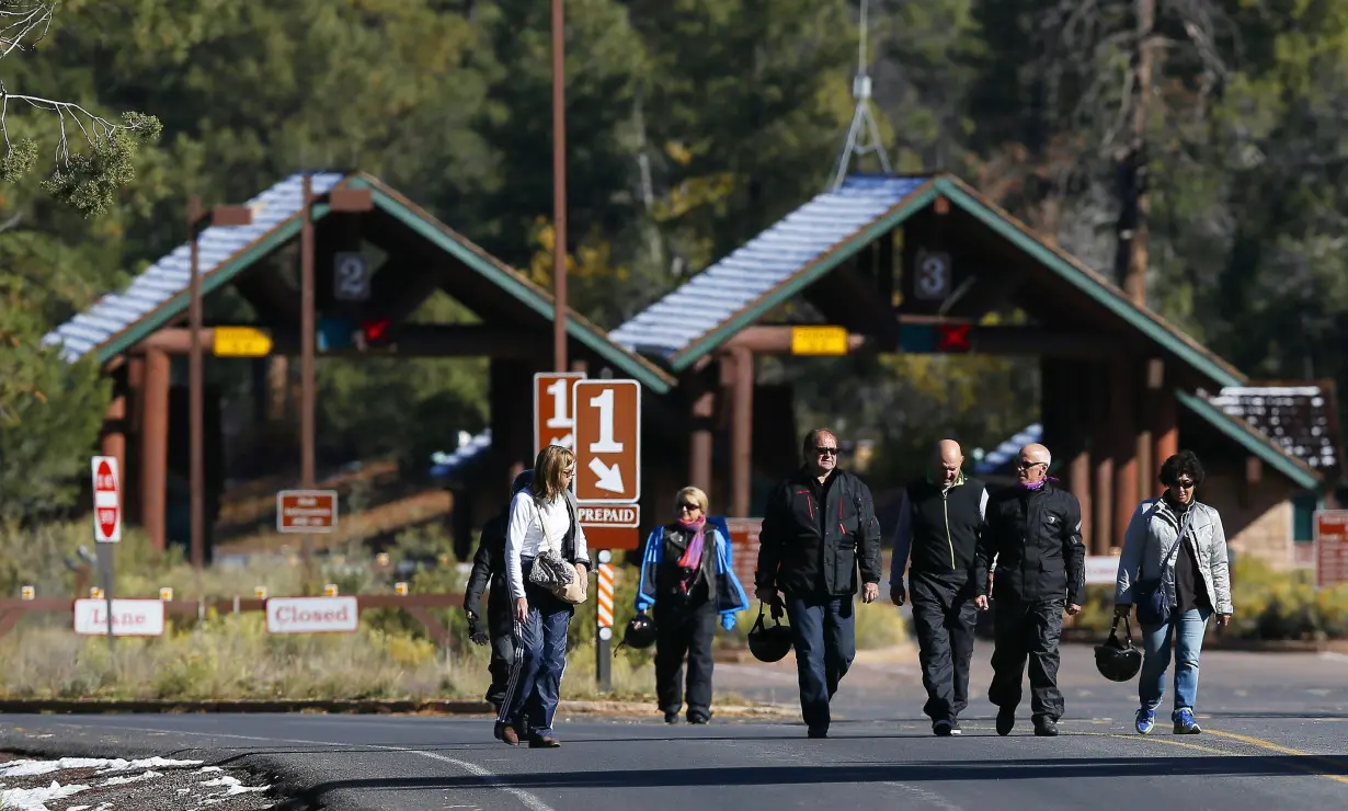 Utah and Arizona will pay to keep national parks open if federal government shutdown occurs