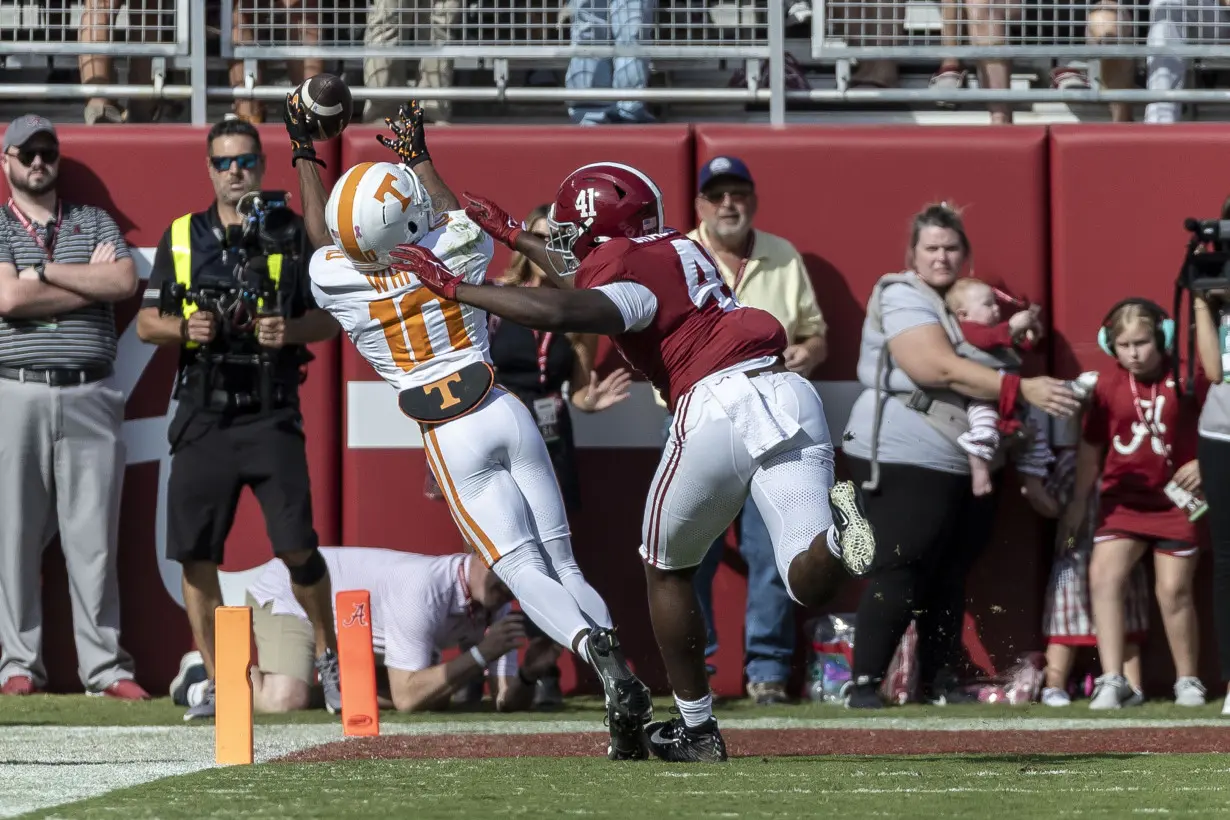 No. 21 Tennessee visits Kentucky in border showdown, with both looking to prove they can hold leads