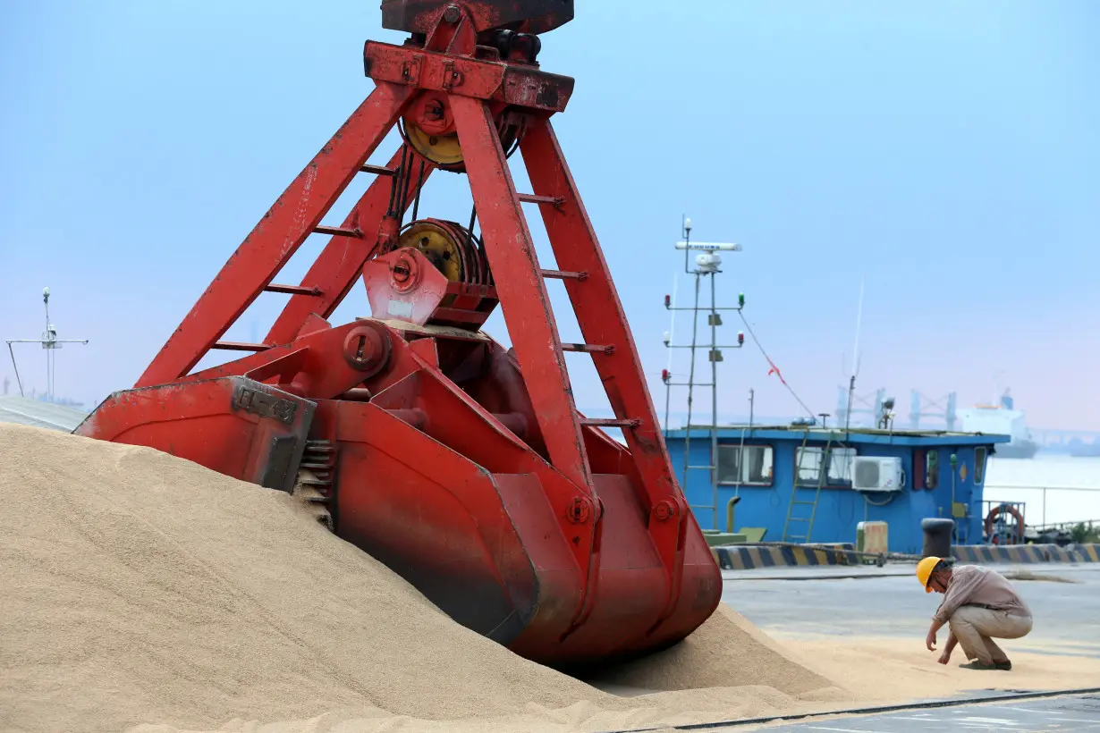 FILE PHOTO: U.S. farm leaders, visiting China, talk up agriculture trade