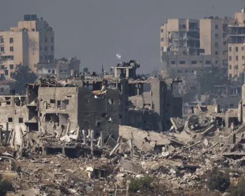 Live updates | Israeli tanks and soldiers search Gaza's Shifa Hospital compound