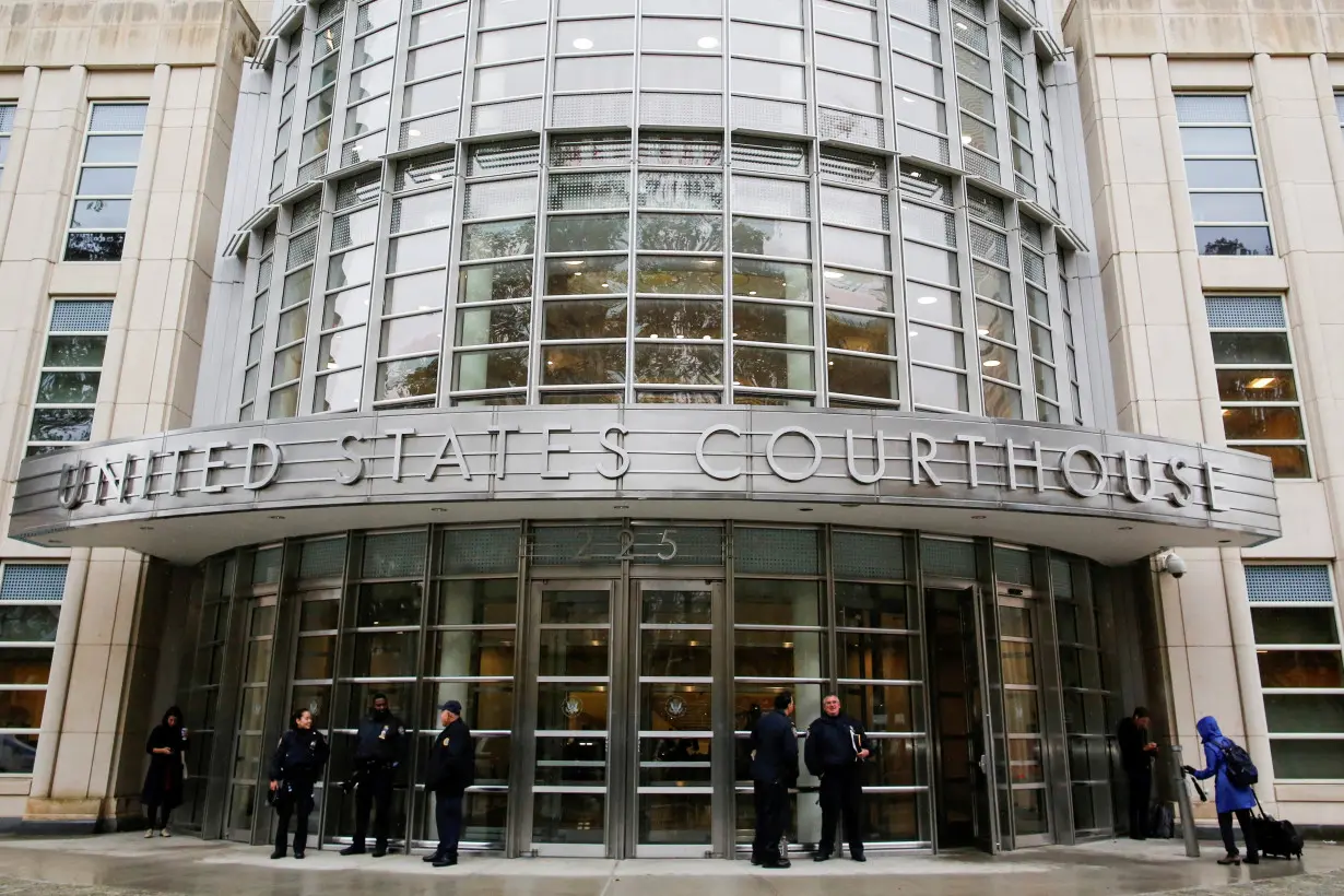 FILE PHOTO: Police guard the courthouse of United States District Court for the Eastern District of New York where Joaquin "El Chapo" Guzman's was brought, in Brooklyn