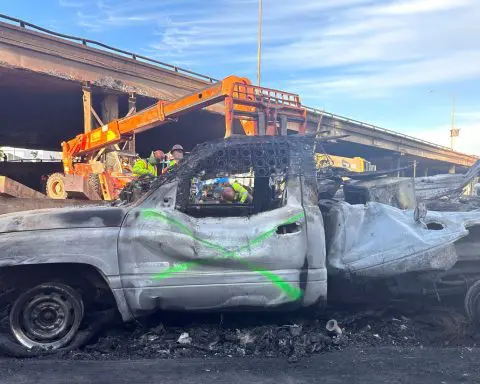 Repairs to arson-damaged Los Angeles freeway expected to take at least 3 weeks