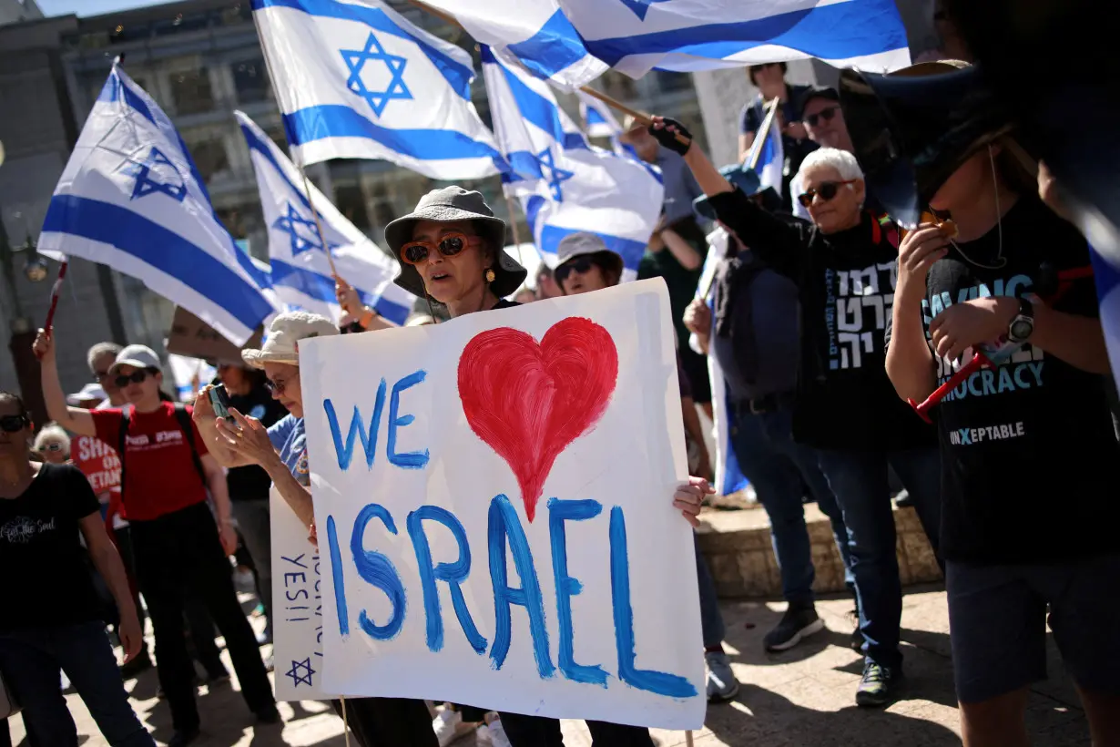 FILE PHOTO: Protest against Israeli Prime Minister Benjamin Netanyahu's visit to California as he is scheduled to meet with entrepreneur Elon Musk