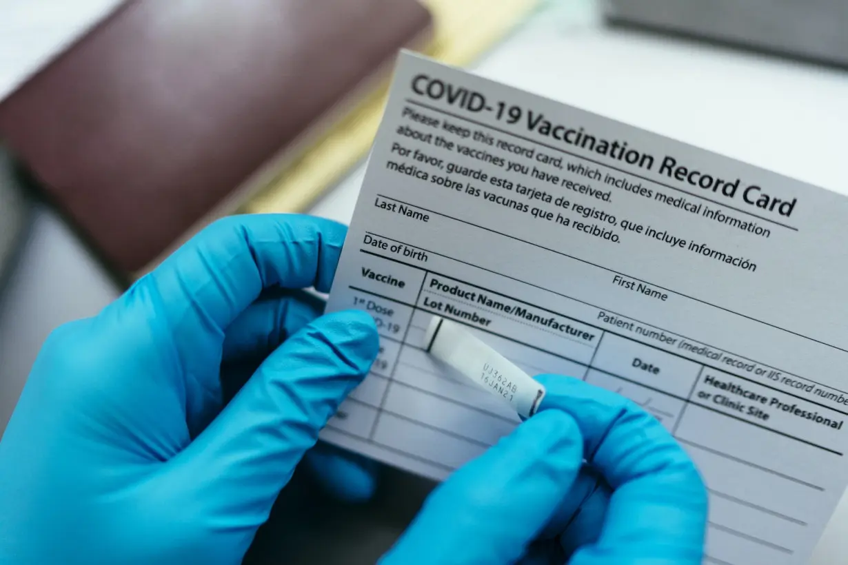 COVID-19 vaccine mandates have come and mostly gone in the US – an ethicist explains why their messy rollout matters for trust in public health