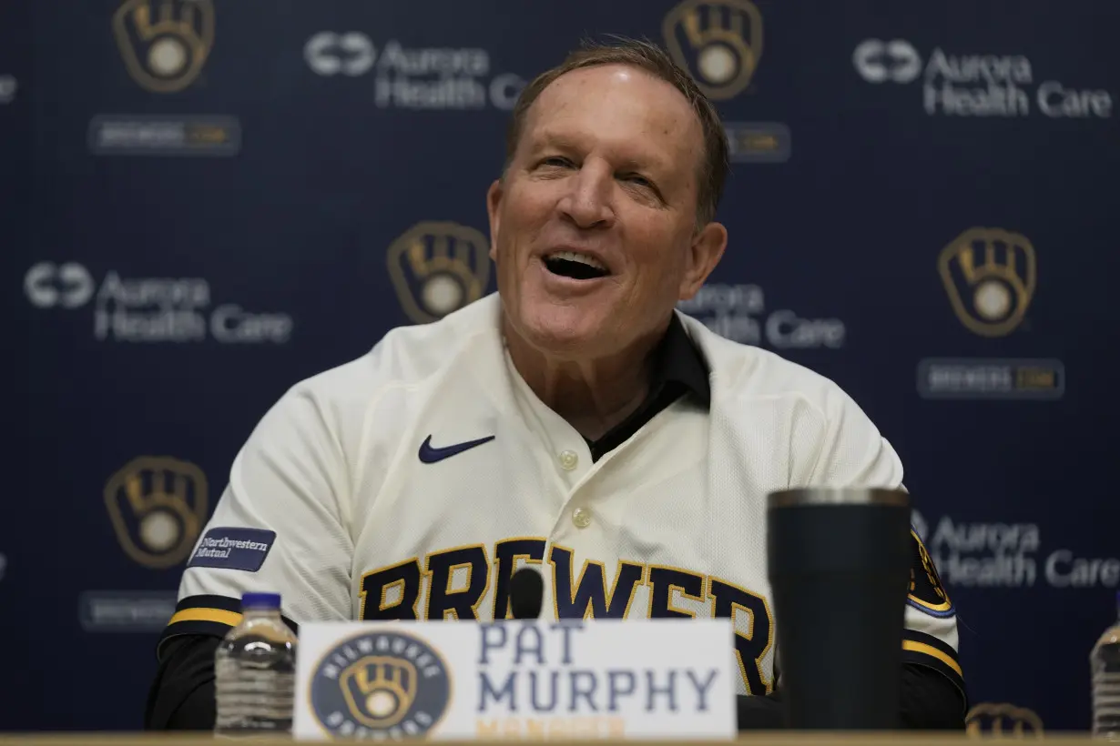 Milwaukee Brewers' Pat Murphy grateful for opportunity to return to managing