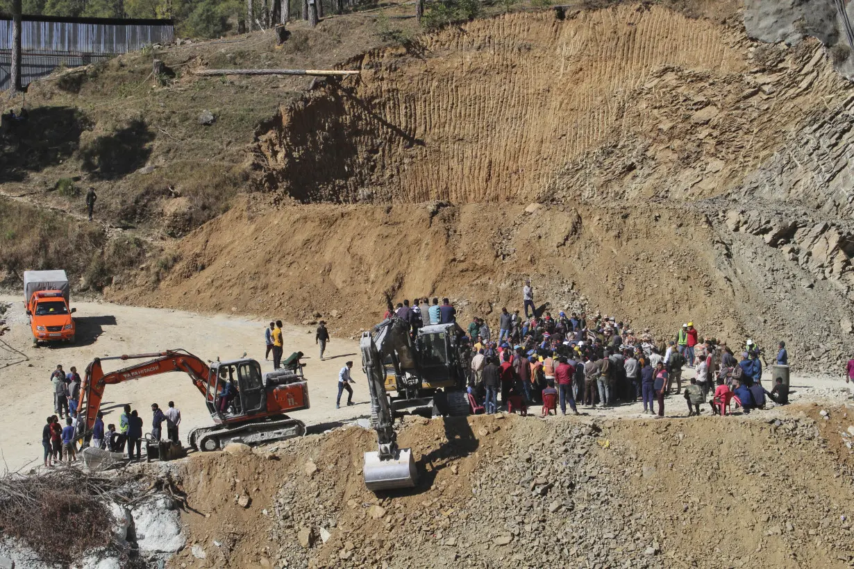 India Tunnel Collapse