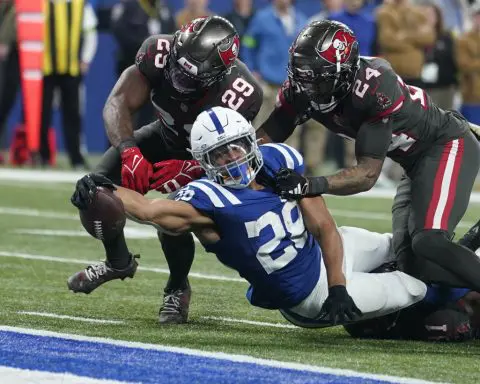 RB Jonathan Taylor to have thumb surgery and hopes to return to Colts in 3 weeks, AP source says