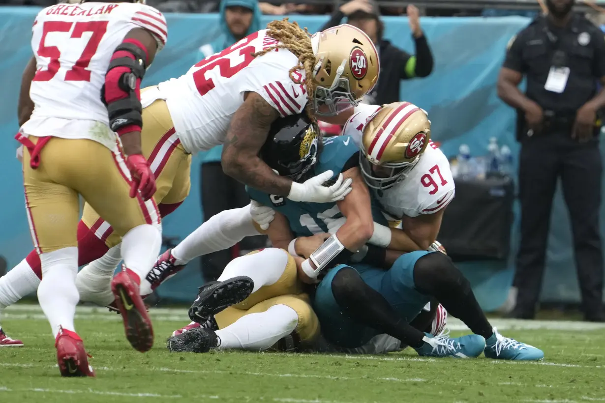 49ers dominate Jaguars 34-3 to end a 3-game skid and look like Super Bowl contenders again