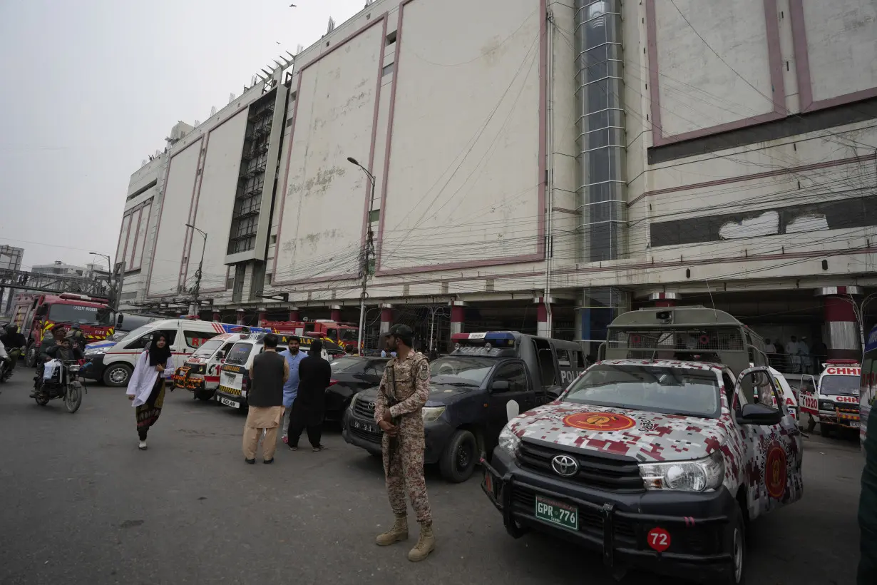 Pakistani shopping mall blaze kills at least 10 people and injures 22 others