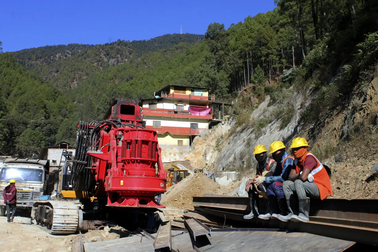 India Tunnel Collapse