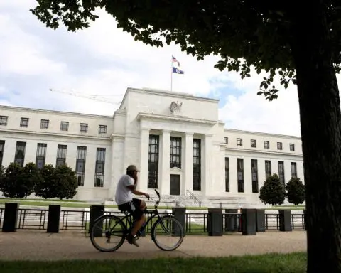 Analysis-Bruised Treasury bulls see glimmer of hope after Fed meeting, smaller issuance