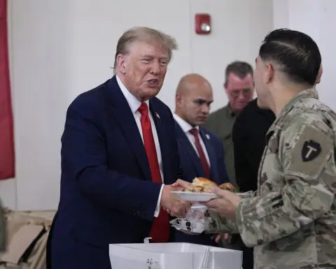 Trump picks up the endorsement of Texas Gov. Greg Abbott during a visit to a US-Mexico border town