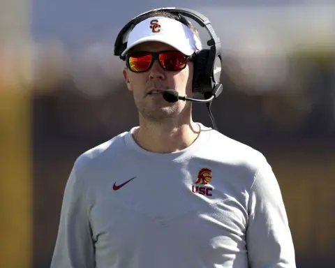 USC fires defensive coordinator Alex Grinch with 2 games left in regular season