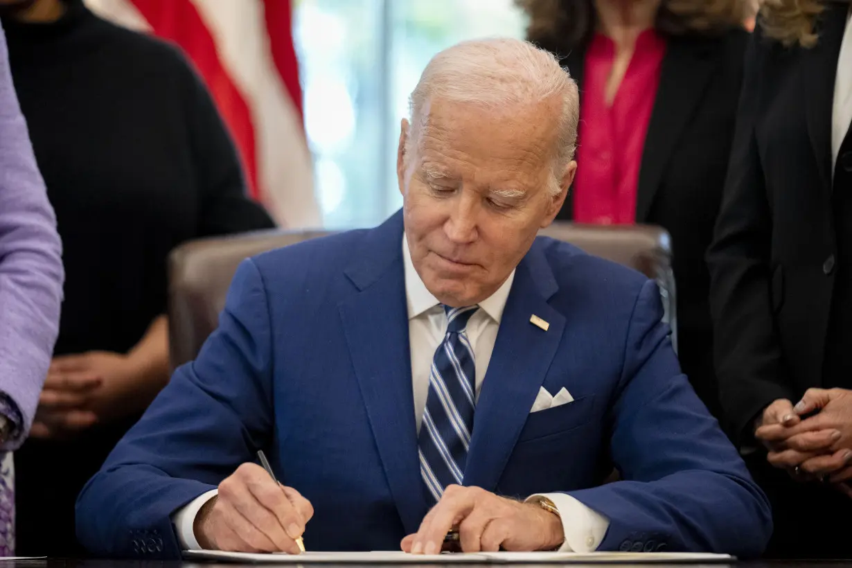 Biden announces 5 federal judicial nominees and stresses their varied professional backgrounds