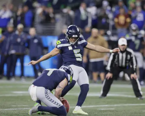 5 NFL games end on field goals as time expires, most ever in one day