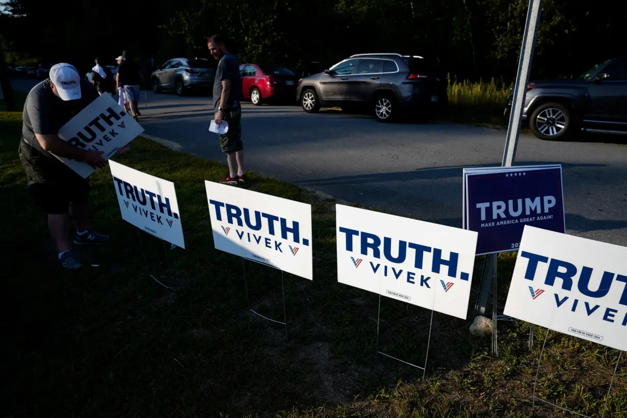 Republican presidential candidates attend the annual Labor Day Picnic hosted by the Salem Republican Town Committee in Salem