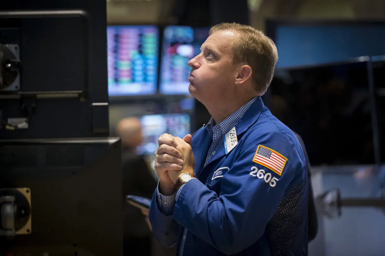 LA Post Morgan Stanley Sees S P 500 Ending 2024 At 4 500 The Los   DgTmBzUMdHjwIlFqDbLO File Photo Specialist Trader Zelles Works At His Post On The Floor Of The New York Stock Exchange .webp