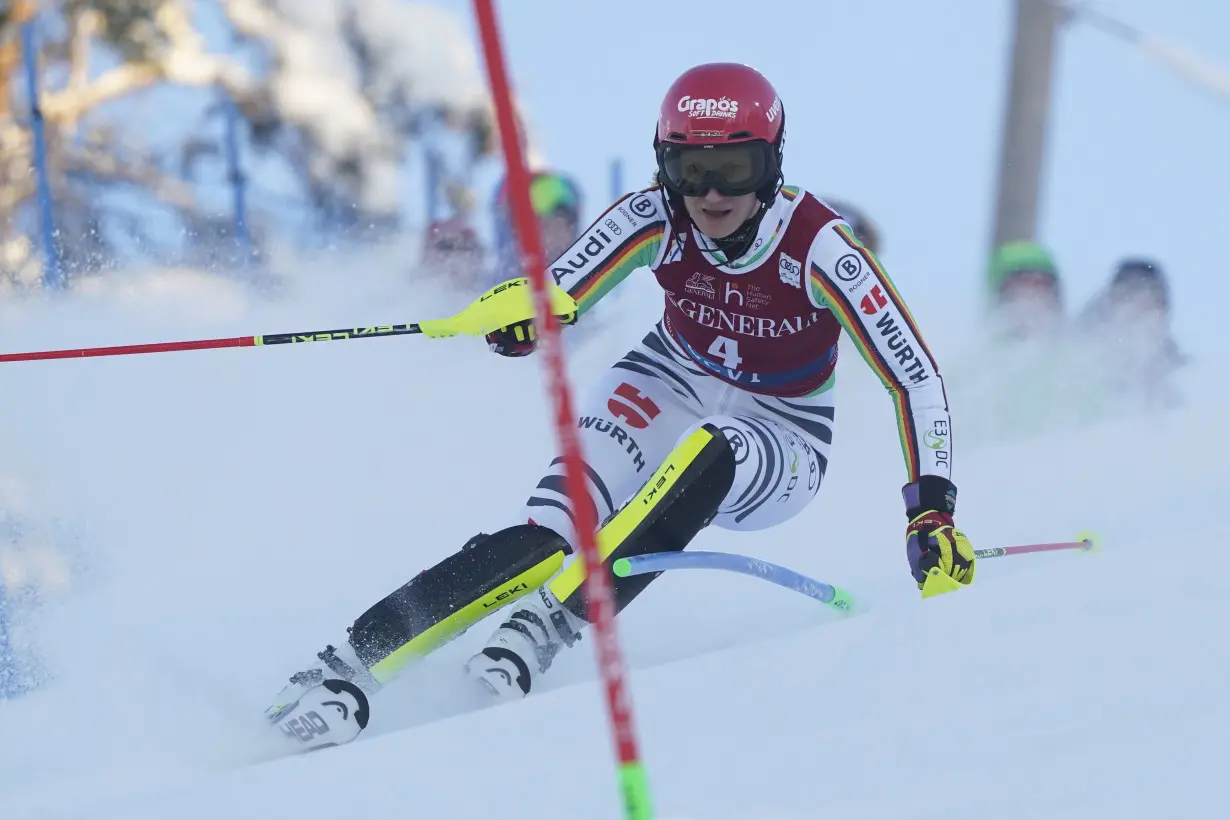 Shiffrin takes slalom for 89th World Cup win as 1st-run leader Vlhova fails to finish her second