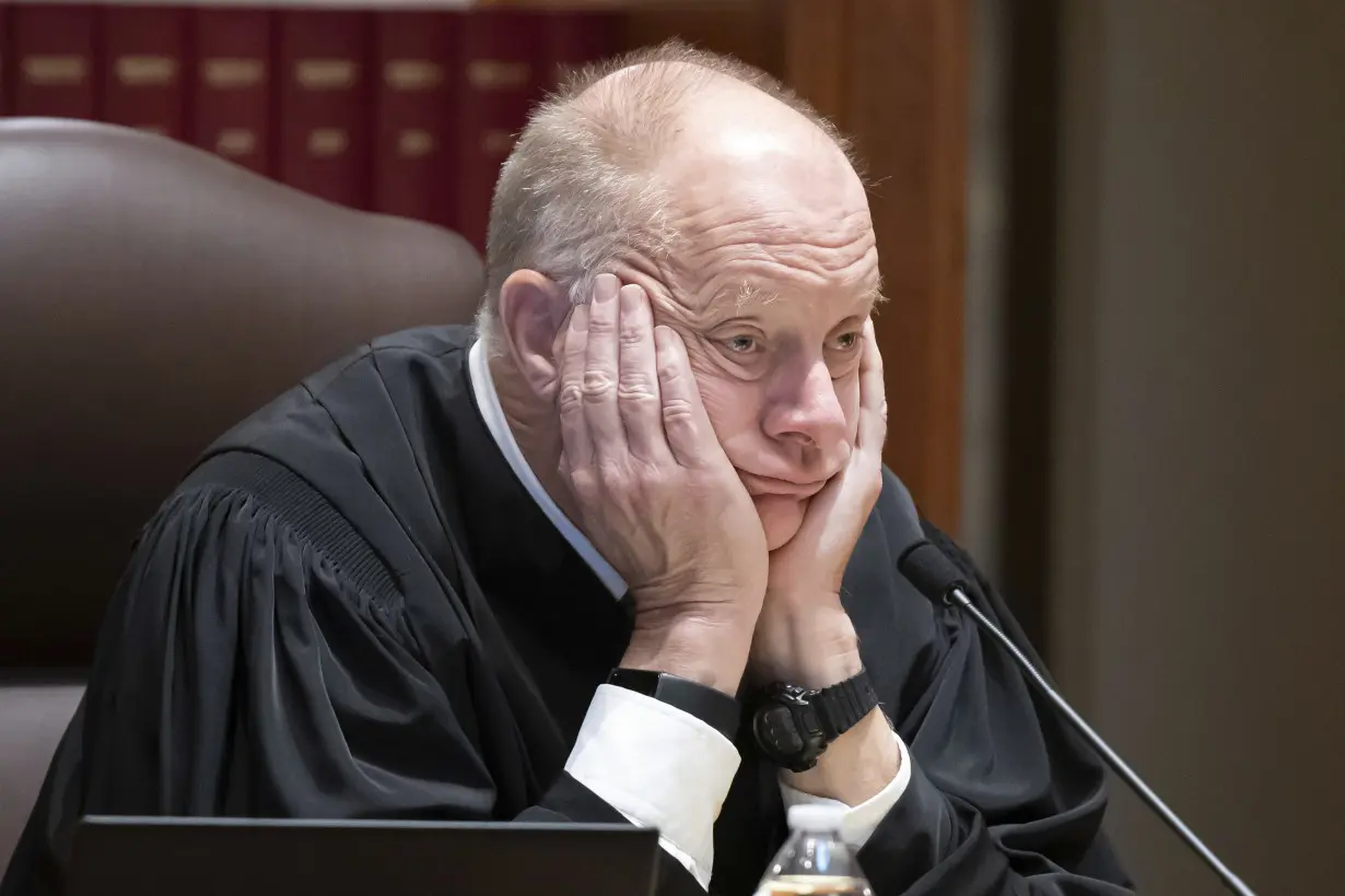 Minnesota justices appear skeptical that states should decide Trump's eligibility for the ballot