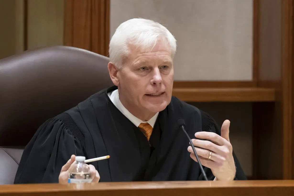 Minnesota justices appear skeptical that states should decide Trump's eligibility for the ballot