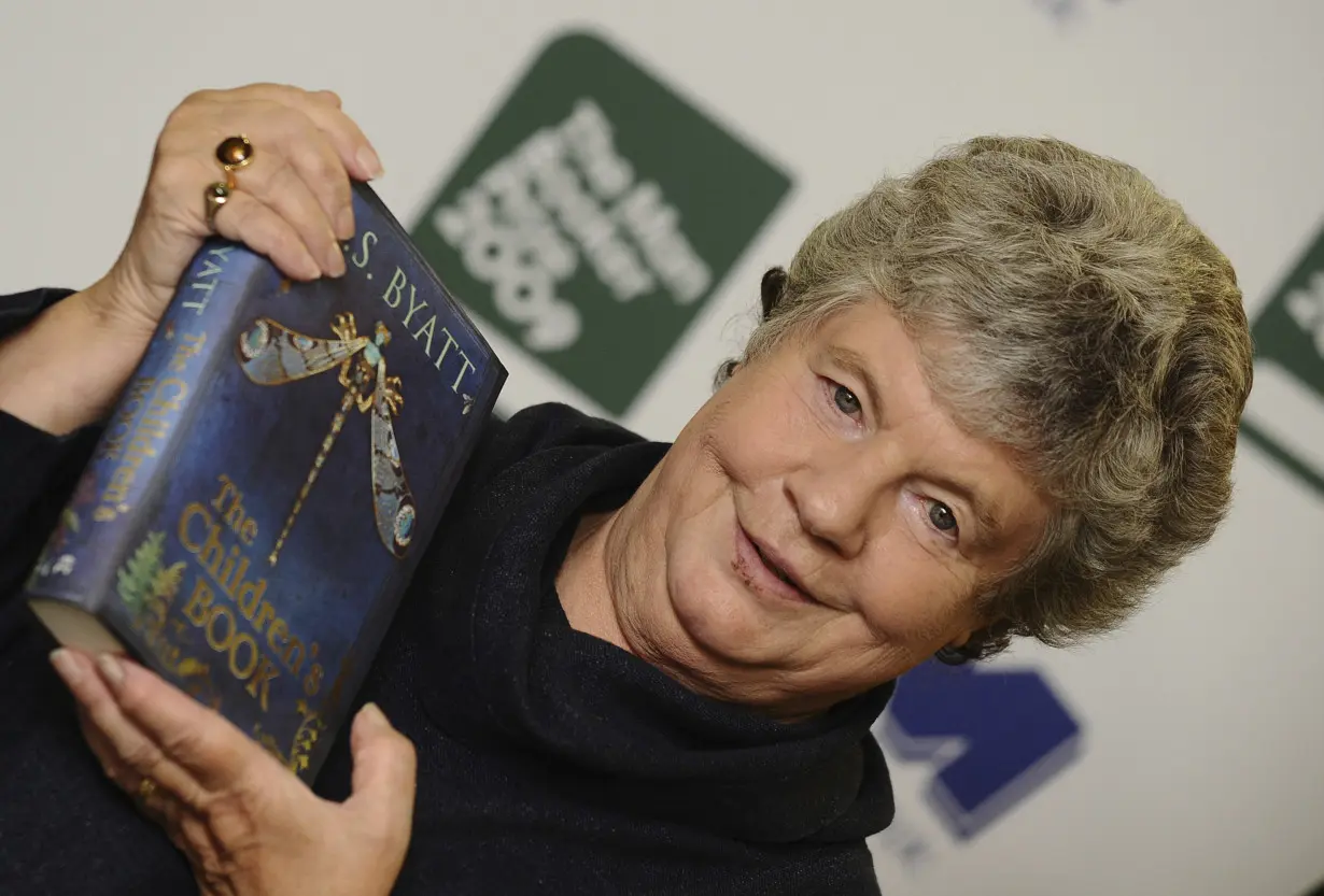 Britain Obit Byatt