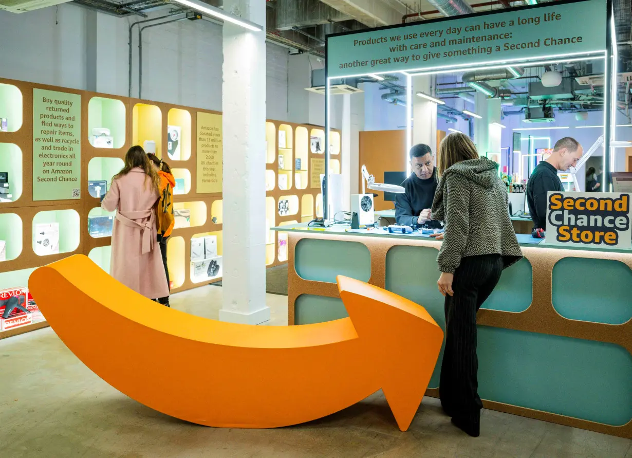 Amazon launches an in-person Second Chance Store in London