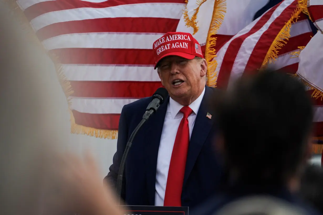 Trump visits the southern border with Texas Governor Abbott in Edinburg, TX