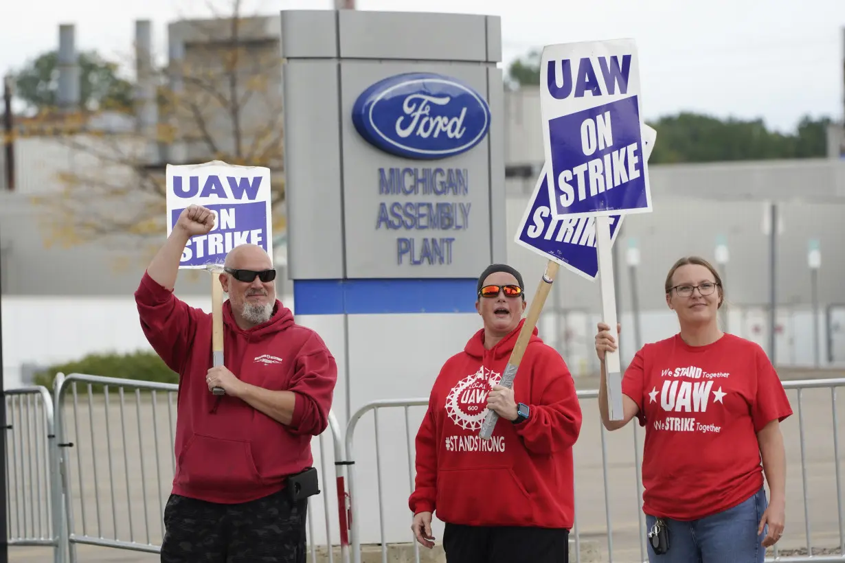 Autoworkers-Contract Vote