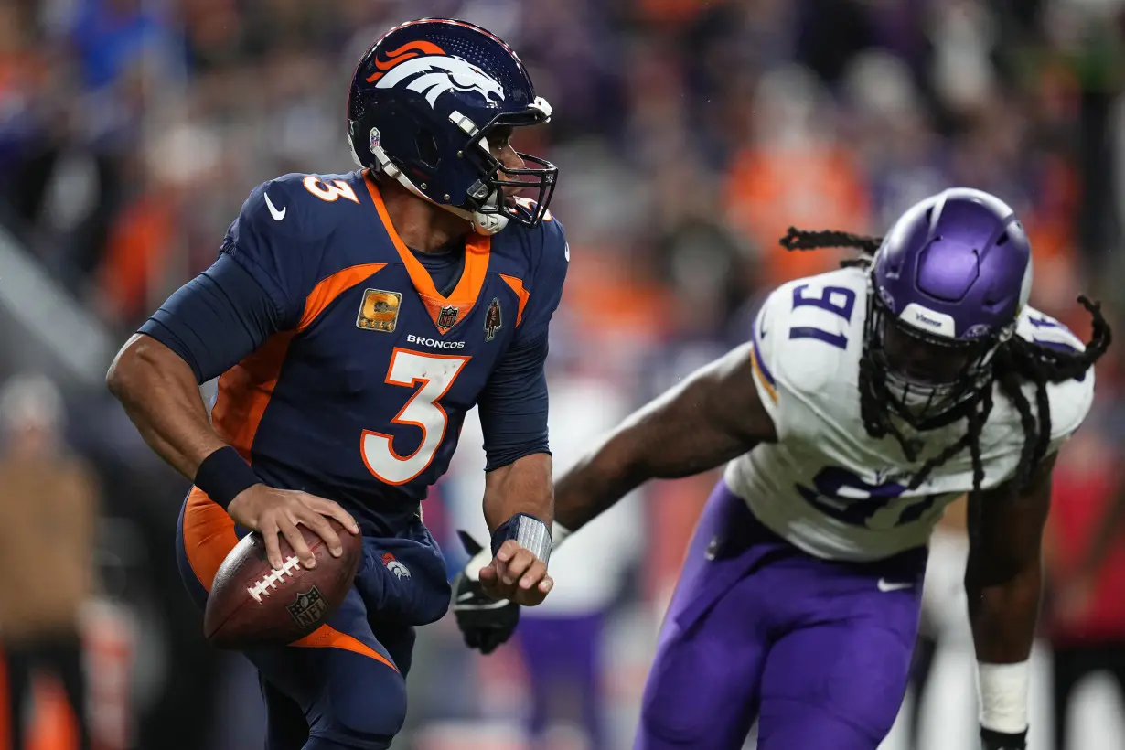 Vikings Broncos Football