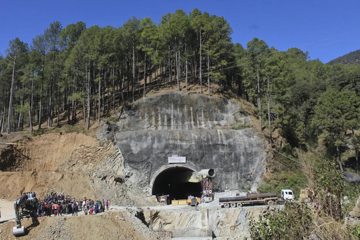 Some of the 40 workers trapped in India tunnel collapse get sick as glitches delay rescue