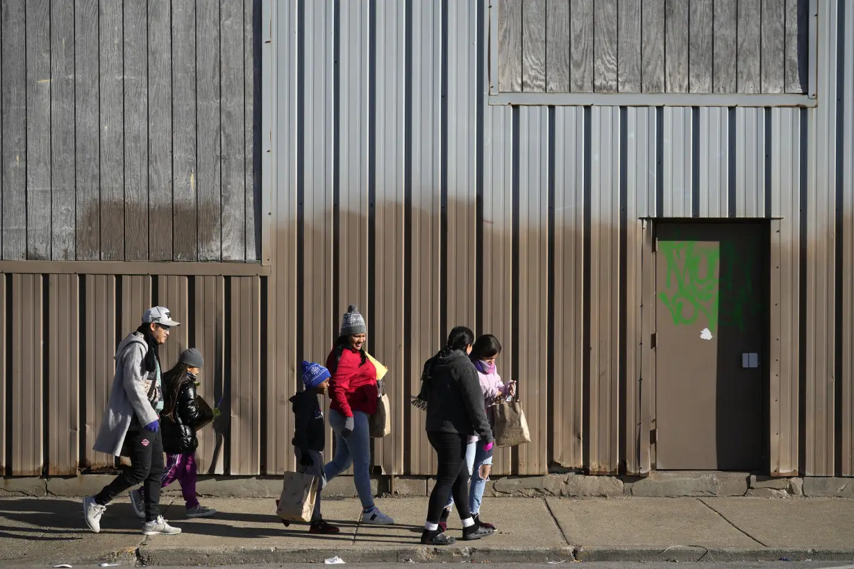 Vigil held for 5-year-old migrant boy who died at Chicago shelter