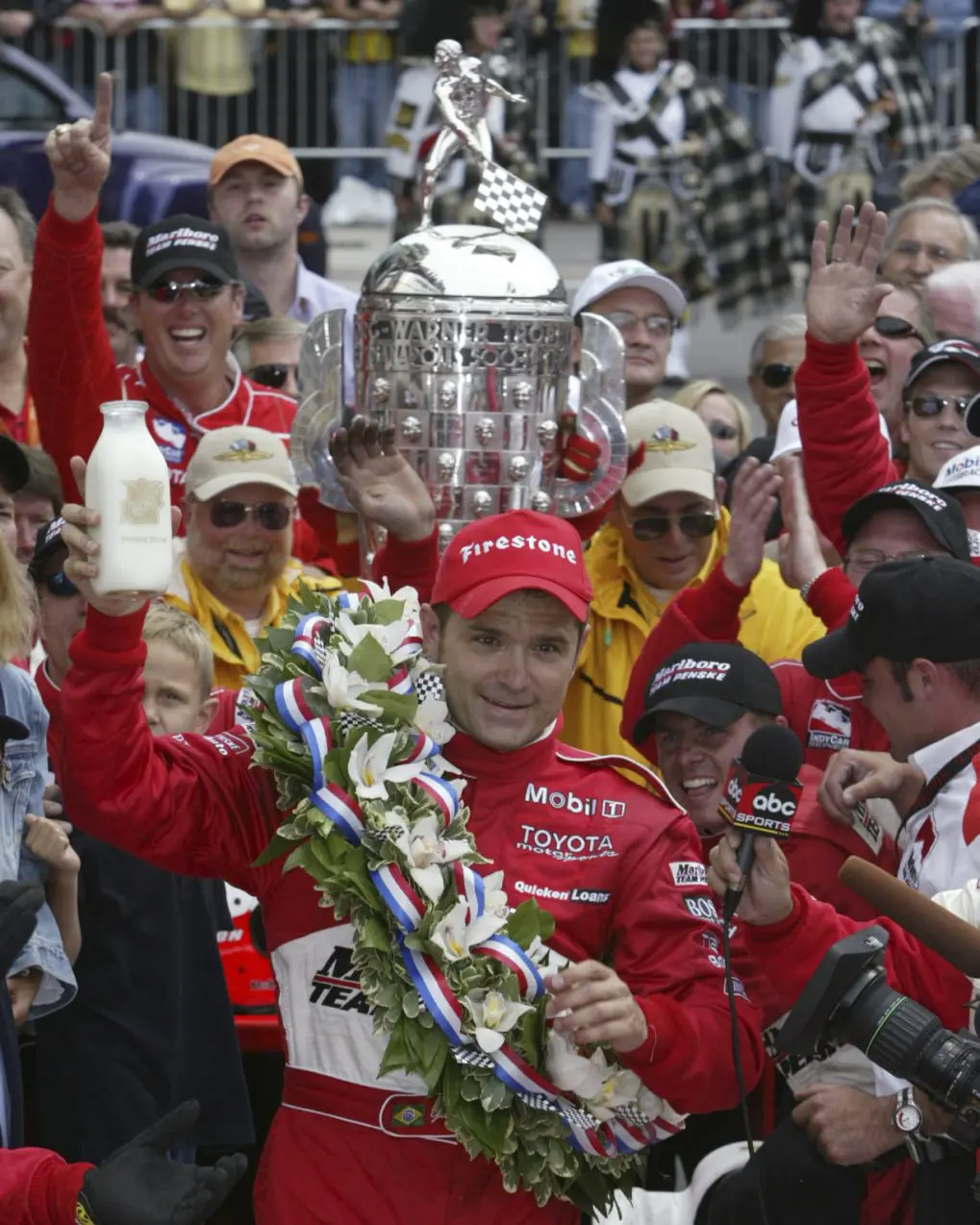 Gil de Ferran, Indianapolis 500 winner and Brazilian icon, dies at 56