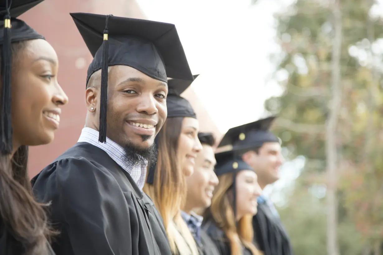 Book explores how colleges seek to increase racial diversity without relying on race in college admissions