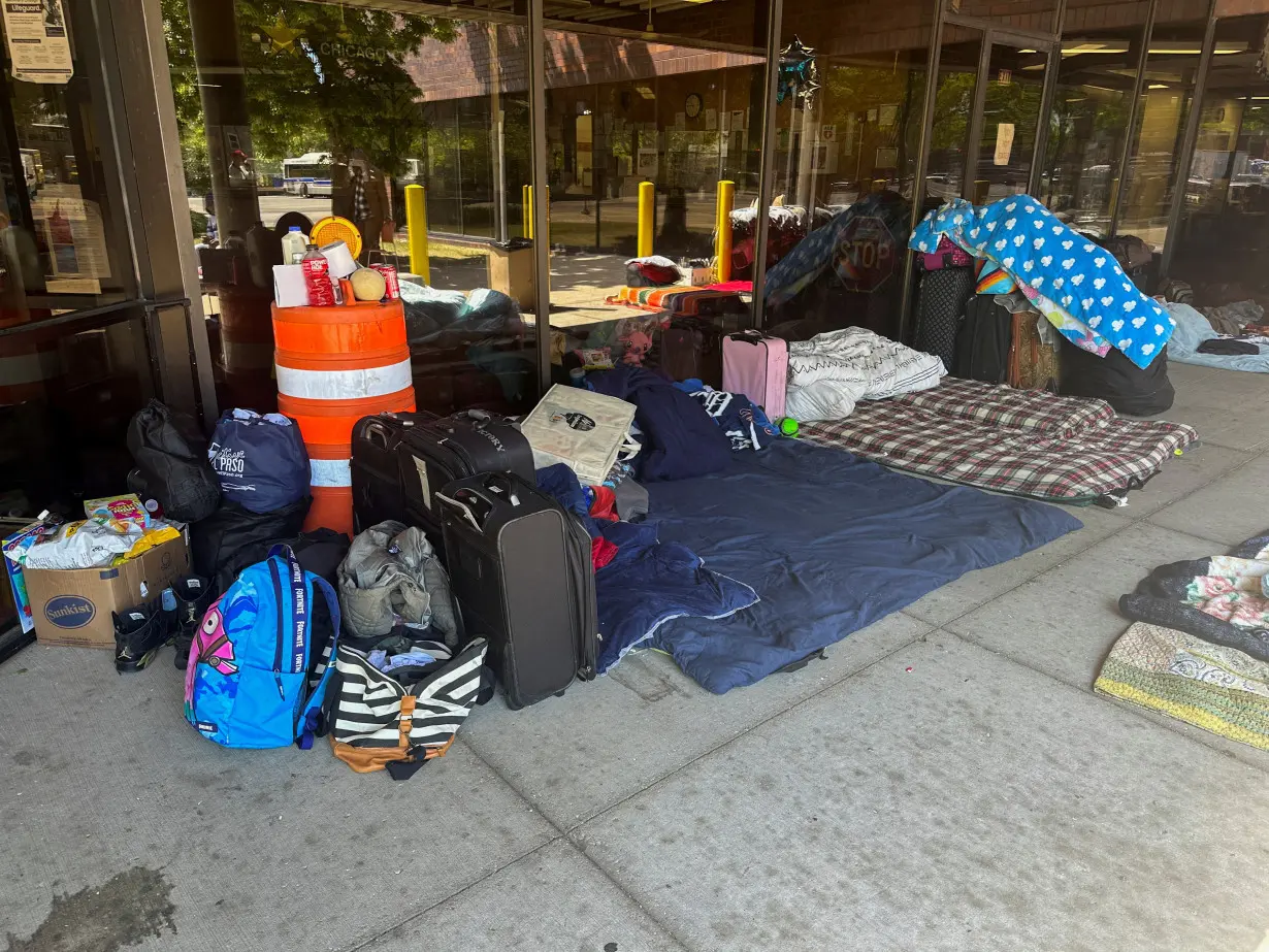 Chicago homeless migrants shelter faces backlash