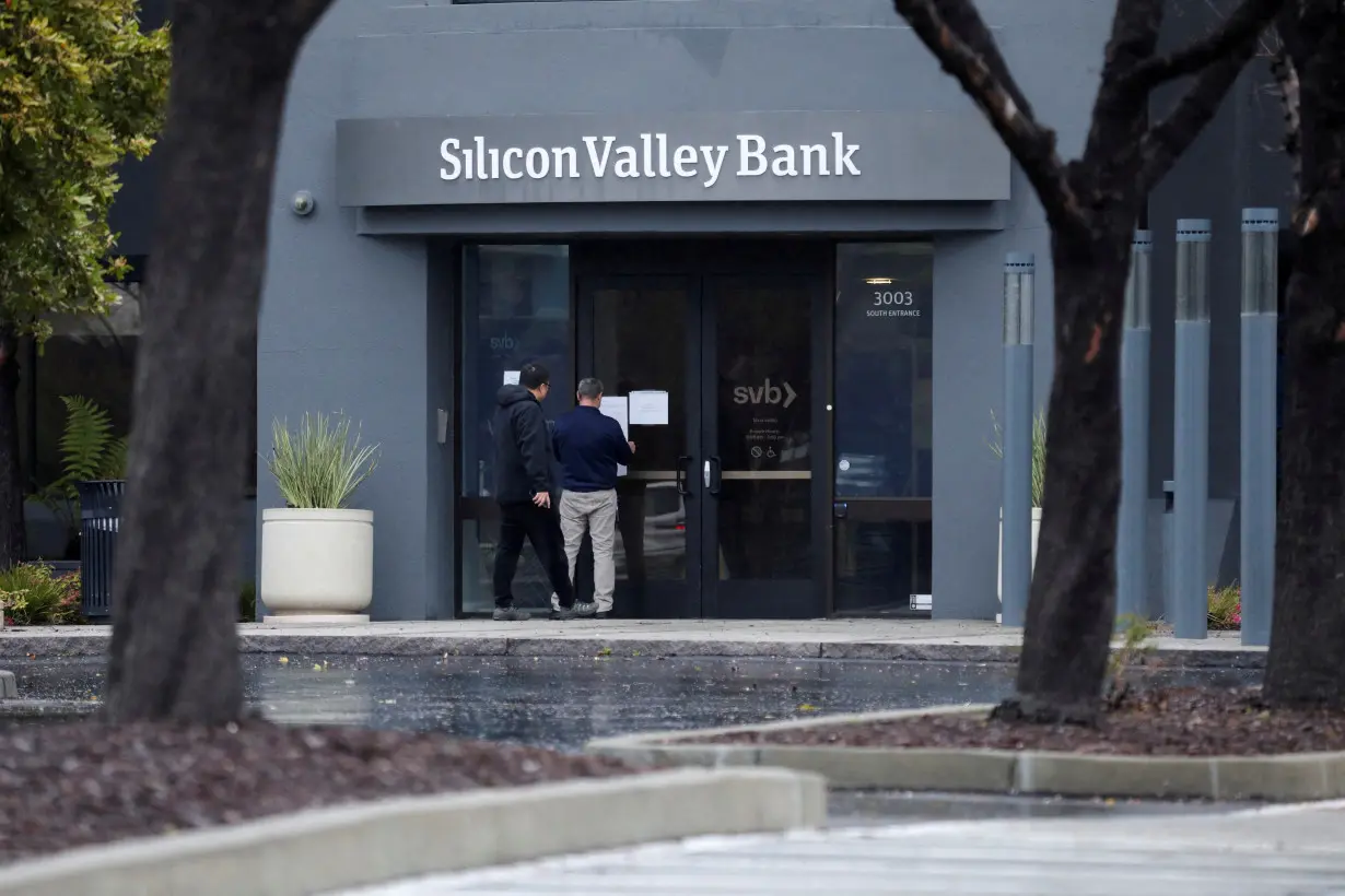 FILE PHOTO: Banking regulators close Silicon Valley Bank