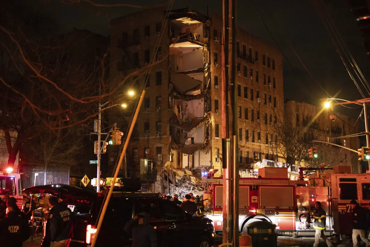 No victims found in huge debris pile after corner of Bronx apartment building collapses