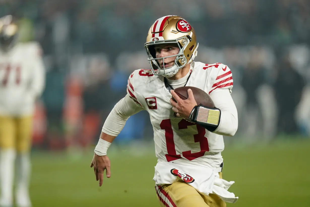 San Francisco's Brock Purdy throws 4 TD passes as 49ers thump injured Hurts, Eagles 42-19