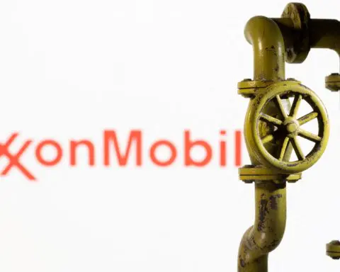 Exxon Mobil forecasts increases in project spending, oil output