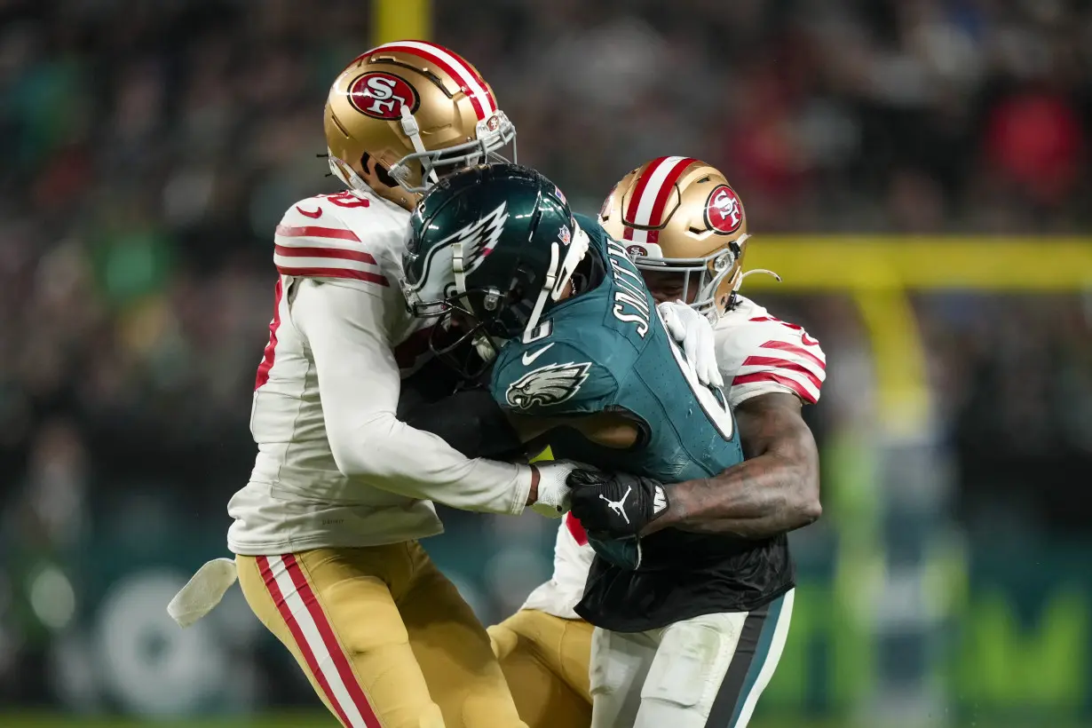 San Francisco's Brock Purdy throws 4 TD passes as 49ers thump injured Hurts, Eagles 42-19