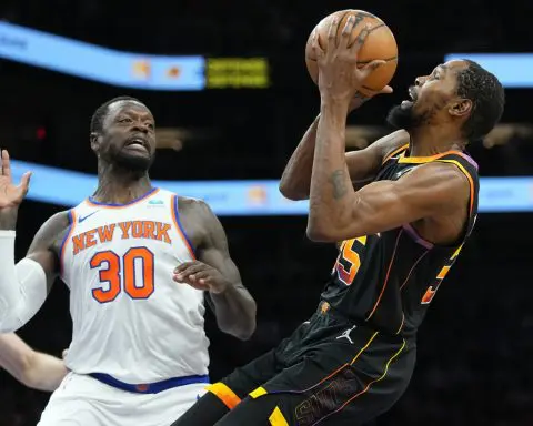 Brunson scores career-high 50, hits all 9 of his 3-point shots to help Knicks top Suns 139-122