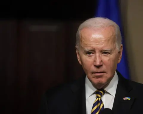 Biden's challenge lies in reaching voters who have tuned out -Reuters/Ipsos poll