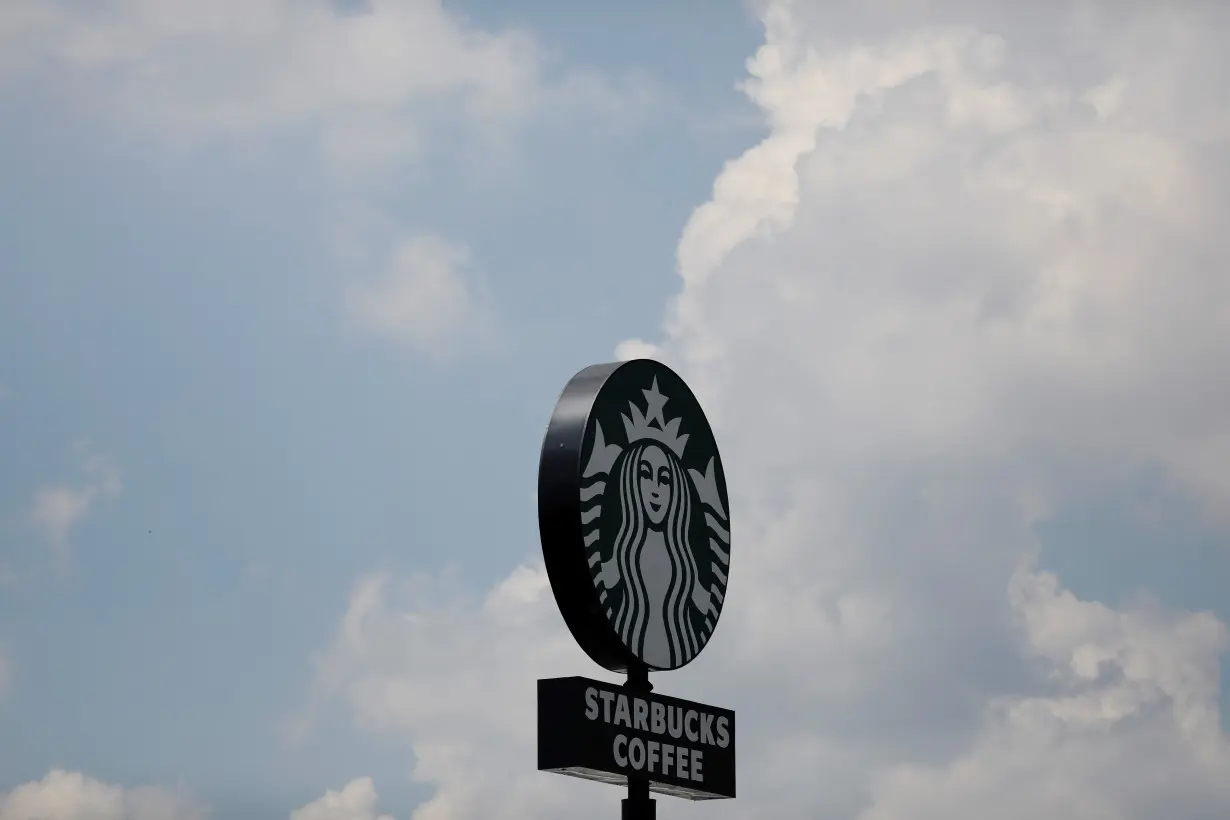 Brazil court okays bankruptcy protection for TGI Fridays, Starbucks operator