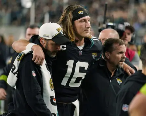 Jaguars QB Trevor Lawrence sprains right ankle in 34-31 overtime loss to Bengals on MNF