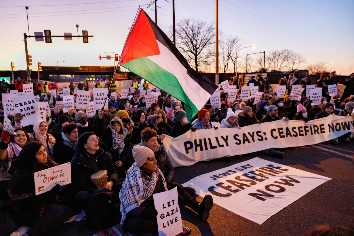 US Jewish group protests in eight cities for Gaza ceasefire