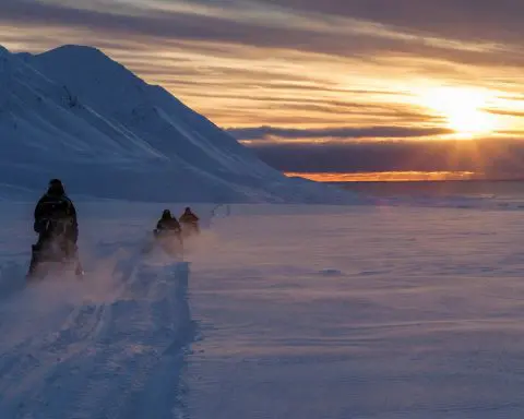 Arctic warming threatens wider world with rising seas-US report