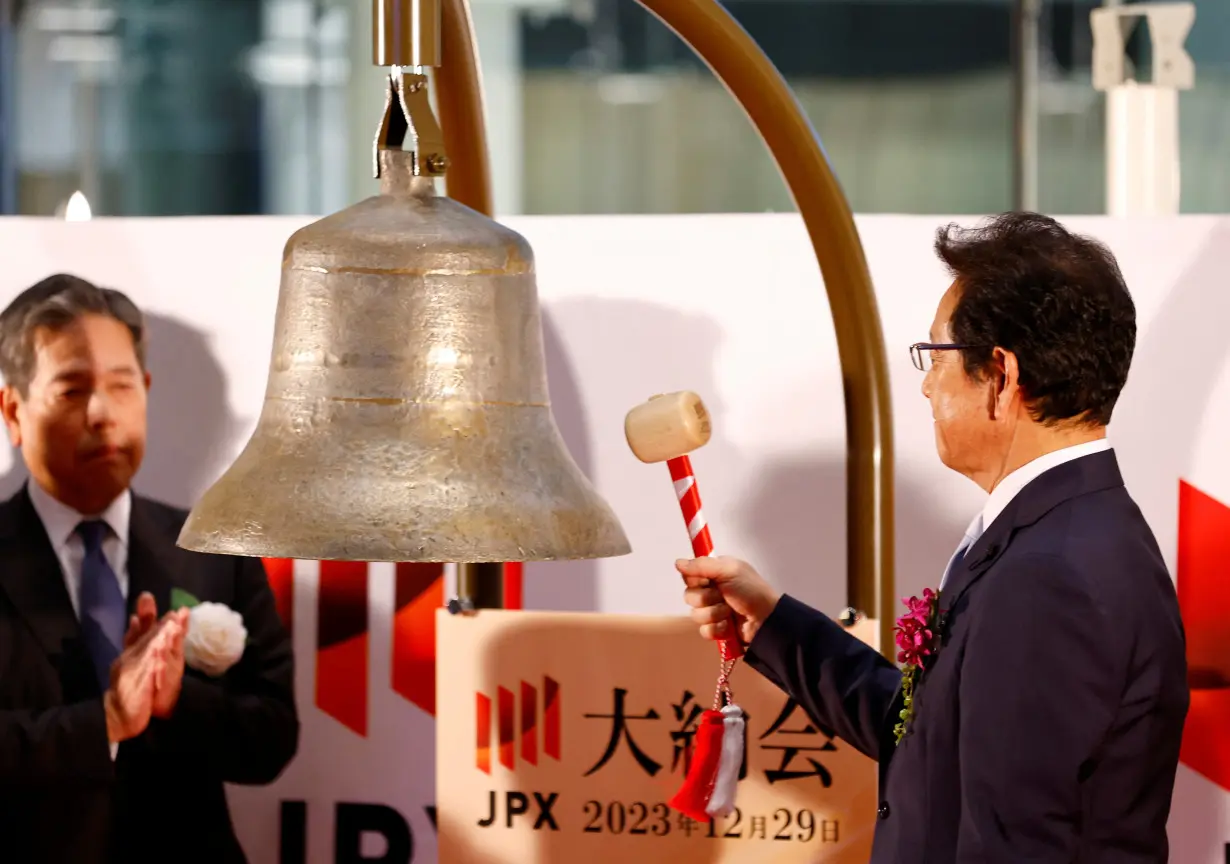 Ceremony marking the end of trading in 2023 at the Tokyo Stock Exchange (TSE) in Tokyo