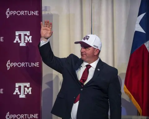 Texas A&M is hiring Florida LB coach Jay Bateman to be defensive coordinator, AP source says