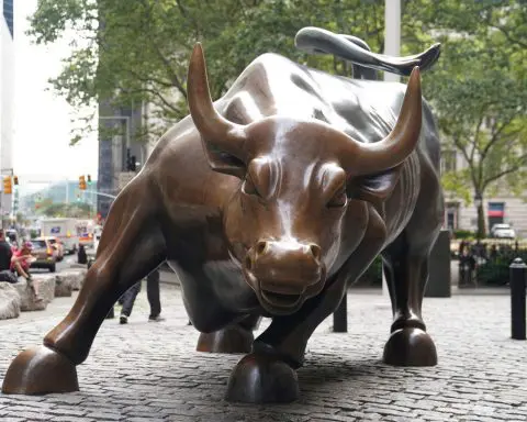 Bull market in view after S&P 500 hits fresh year-high